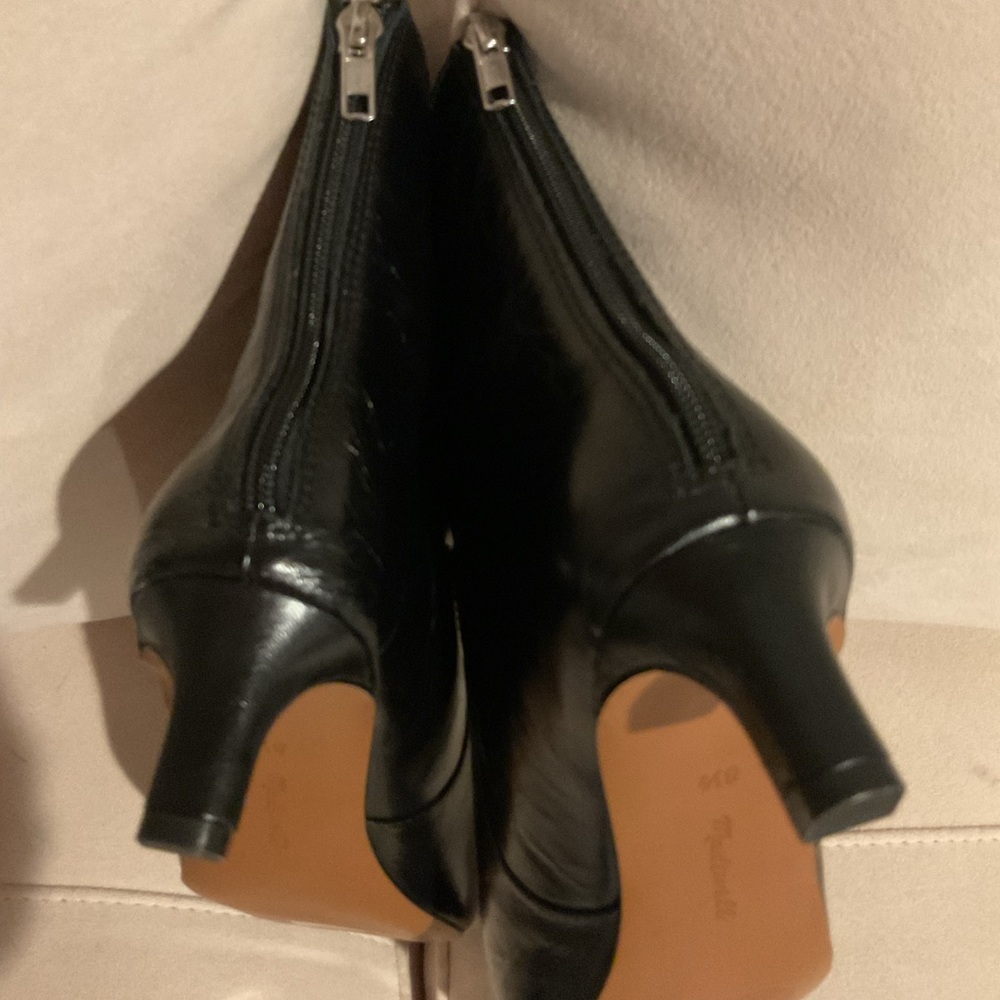 Madewell Glossy Leather Black Heeled Boots - Picture 4 of 6